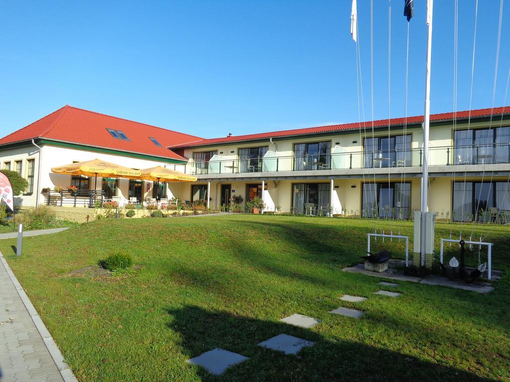 Aparthotel Am Heidensee Schwerin (Mecklenburg-Vorpommern) Exterior foto